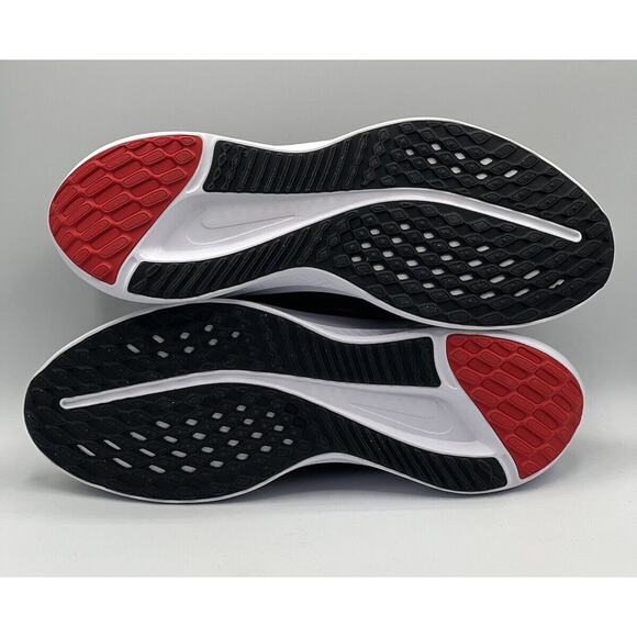 Nike Quest 5 Men's 11.5 Shoes Black University Red Smoke Grey DD0204 004 NIB - Picture 13 of 13